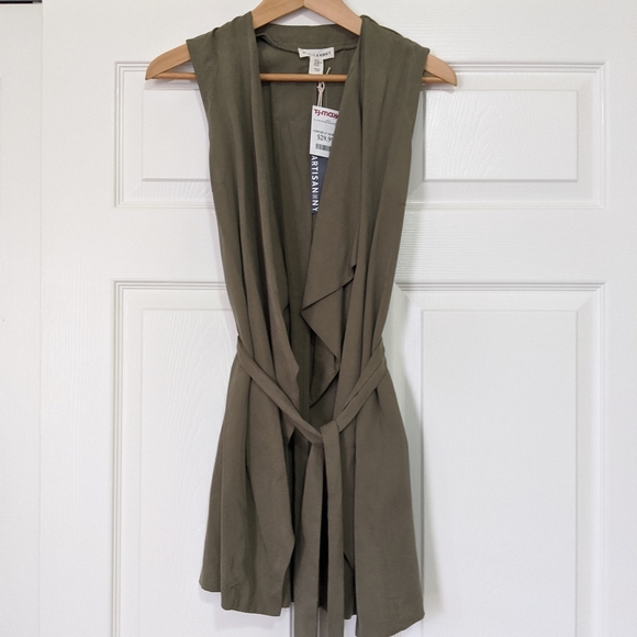 Artisan Ny Jackets & Blazers - NWT Olive Green and size XS
